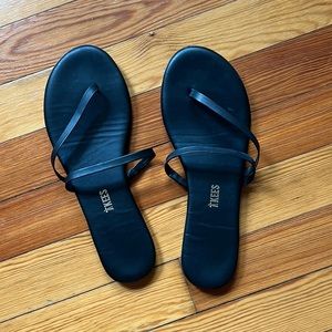TKEES sandals